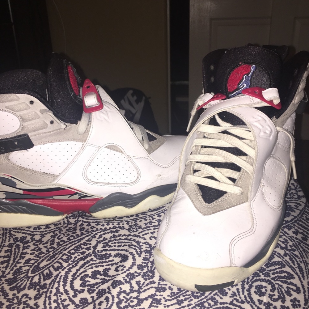 Jordan 8 Retro Bugs Bunny